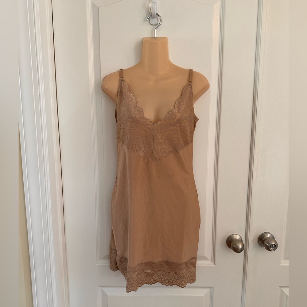 WARNERS WA1030 SMOOTHING MODERATE‎ CONTROL FULL SLIP